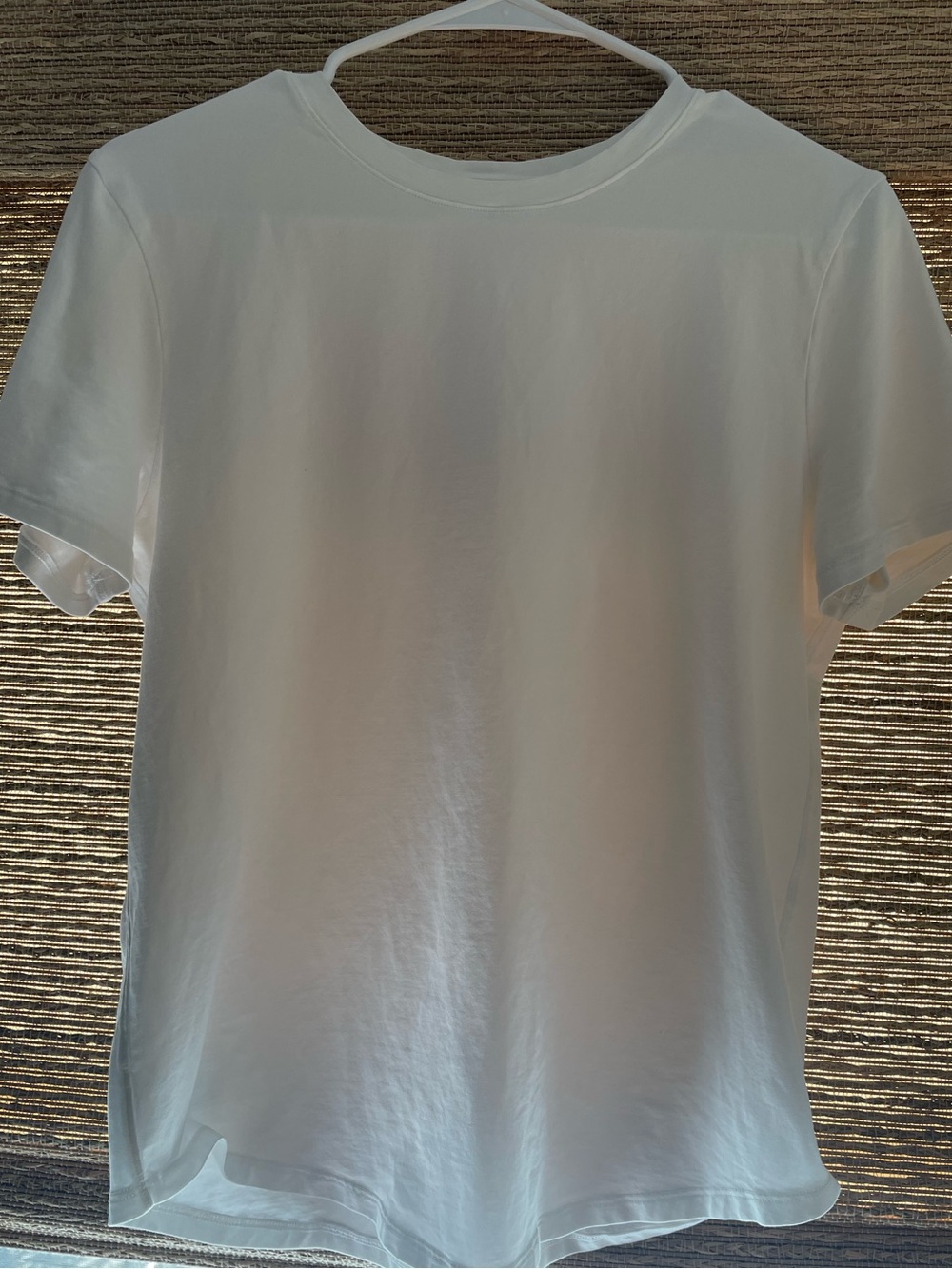 Lululemon white T-shirt